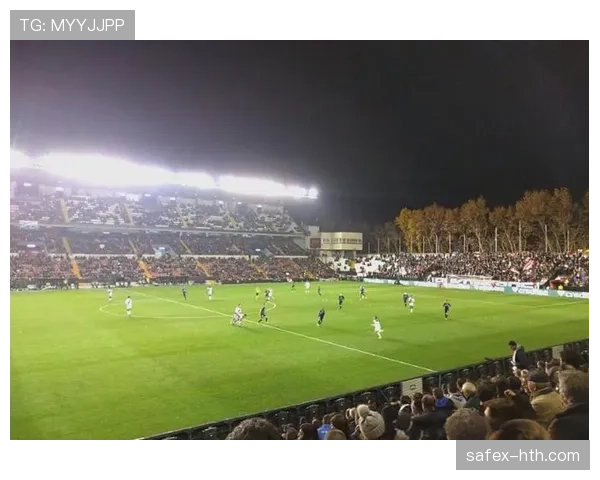 巴列卡诺定位球能力提升，赛季前景广受期待