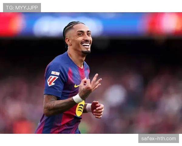 拉菲尼亚西甲夺冠，生涯荣誉拼图完成